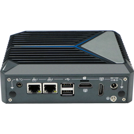 Cztery porty USB, podwójne złącze szeregowe RS232 oraz włącznik na przedniej ściance - Silent N1321