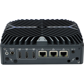 Cztery gniazda USB 3.1, dwa porty COM i włącznik zasilania - Silent N3322